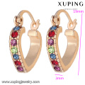 92207 xuping china al por mayor de lujo personalizado joyería de las mujeres coloridas del corazón del amor 18k chapado en oro pendiente de aro